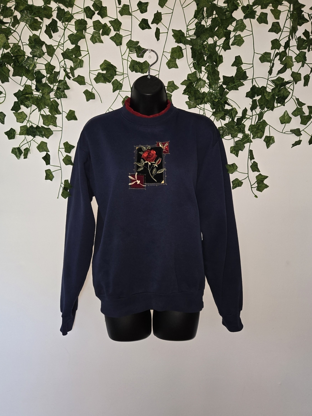 Vintage 90s Top Stitch by Morning Sun Embroidered Rose Sweatshirt S